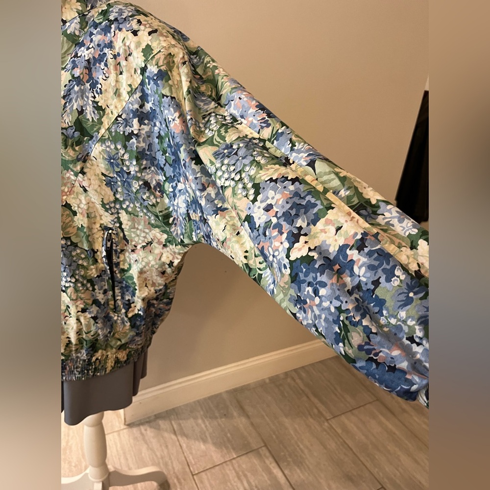 Rare Find! Vintage Ribbons Floral Lined Windbreaker Jacket - Size Large - Picture 12 of 17